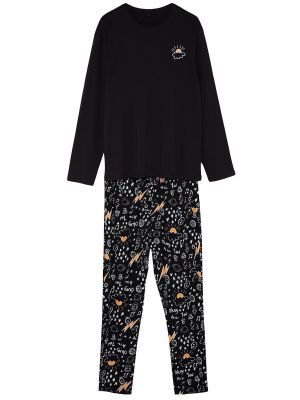 Pletené priliehavé pyžamo s výšivkou Trendyol čierna