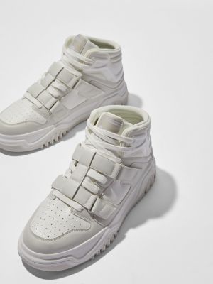 Bershka Męskie Buty Sportowe Z Odczepianymi Paskami Mężczyzna 40 Biały