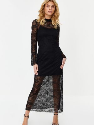 Μάξι φόρεμα με στενή εφαρμογή με δαντέλα Trendyol μαύρο