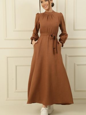 Lniana sukienka długa z kieszeniami By Saygı