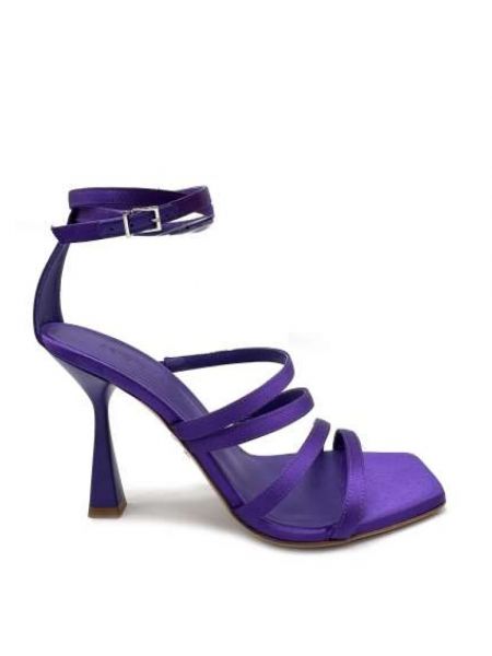 Satynowe sandały Sergio Levantesi fioletowe