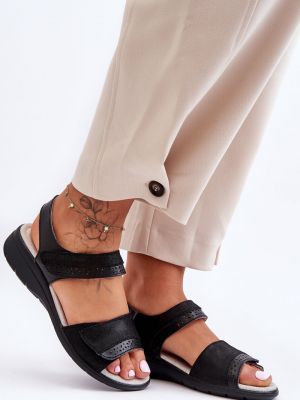 Sandales ar velcro siksniņām Kesi melns