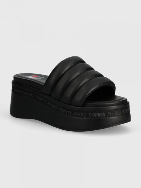 Éksarkú papucs Tommy Jeans fekete