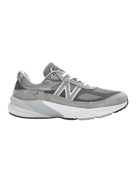 Sneaker New Balance FuelCell grau