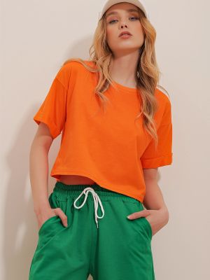 Priliehavé tričko Trend Alaçatı Stili oranžová