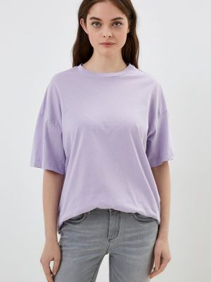 Фиолетовая футболка Ostin
