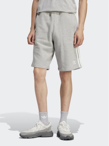 Pantaloni scurți de sport cu dungi Adidas gri