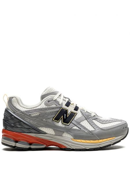 Tennarit New Balance harmaa