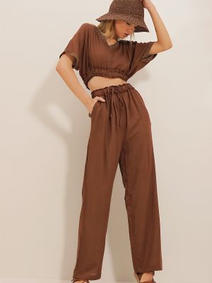 Pantaloni Trend Alaçatı Stili maro