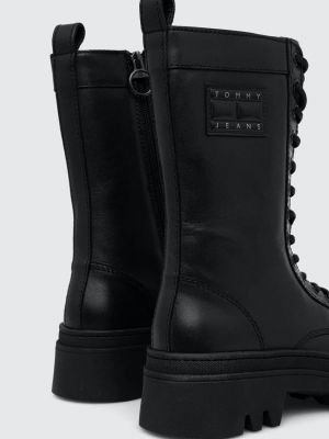 Kožené šněrovací kotníkové boty na platformě Tommy Jeans černé