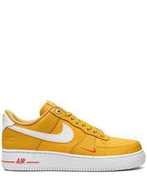 Baskets en cuir Nike Air Force 1 jaune