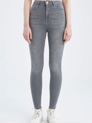 Priliehavé skinny fit džínsy s vysokým pásom Defacto sivá