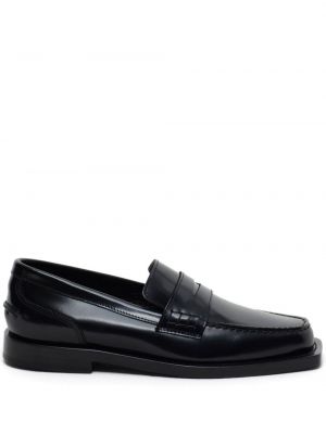 Nahast loafer-kingad Closed must