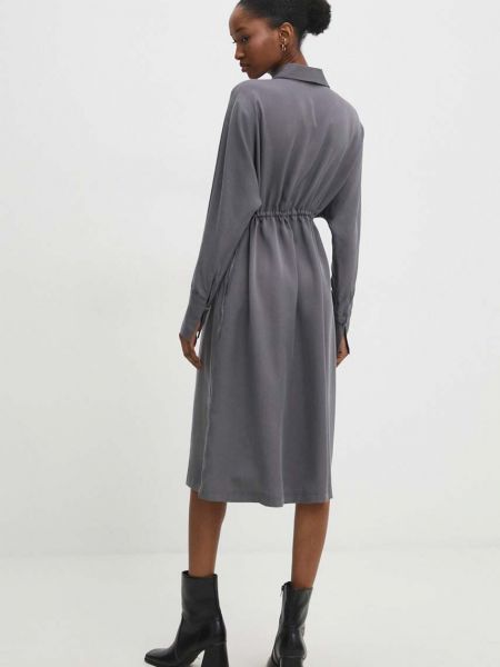 Midi šaty Answear Lab šedé