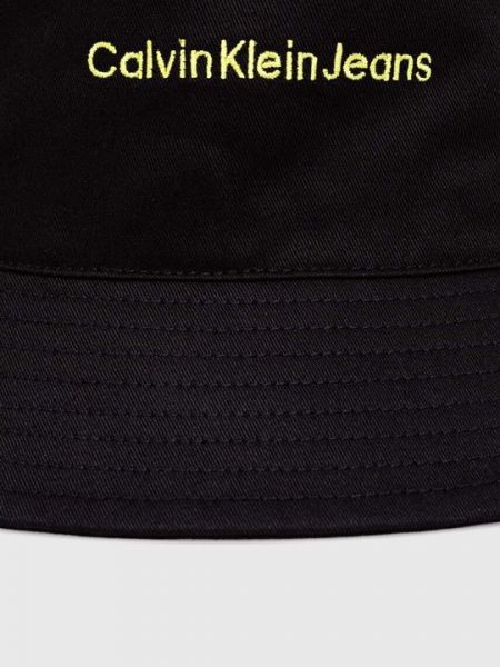 Хлопковая шапка Calvin Klein Jeans черная