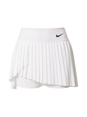 Спортивные шорты Nike белые