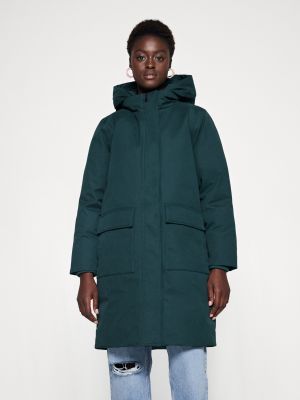 Зимнее пальто Minimum зеленое