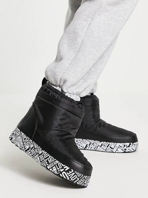 Черные короткие зимние ботинки с логотипом Love Moschino