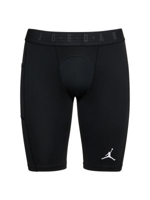 Priliehavé športové šortky Nike čierna