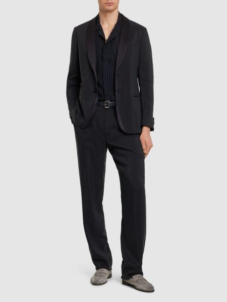 Hodvábny oblek Giorgio Armani