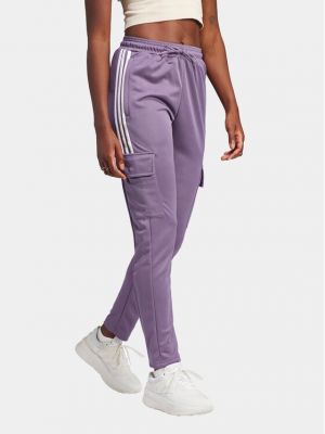Priliehavé cargo nohavice Adidas fialová