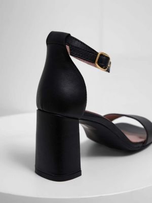Kožené sandály Answear Lab černé