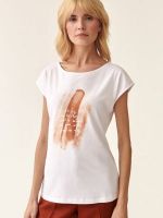 Женские футболки Tatuum
