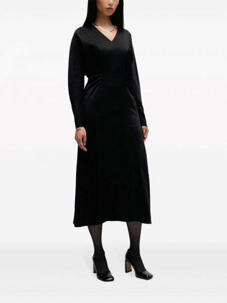 Satynowa sukienka midi z dekoltem w serek Boss czarna