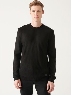 Пуловер с десен рибена кост Avva черно