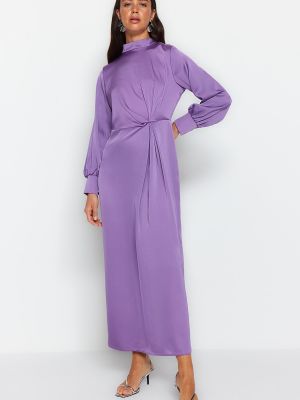 Večerní šaty Trendyol fialové