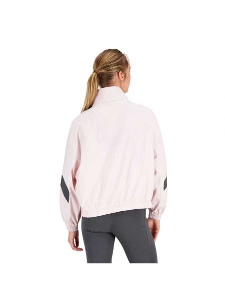 Плетеная куртка New Balance розовая