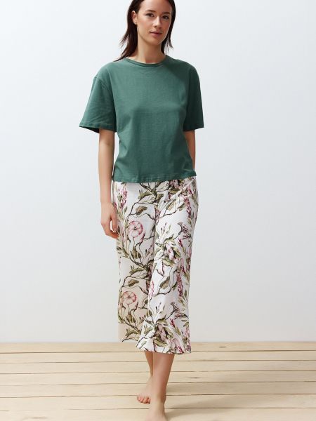Pletena bombažna pižama s cvetličnim vzorcem Trendyol zelena