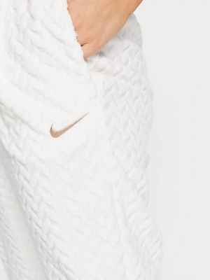 Жаккардовые флисовые джоггеры Nike белые