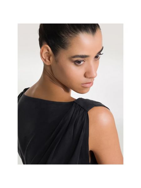 Mini vestido con escote v elegante Rrd negro