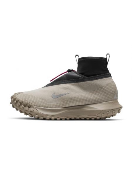 Бежеві кросівки Nike