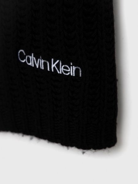 Šal Calvin Klein črna