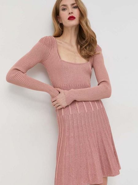 Testhezálló mini ruha Guess rózsaszín