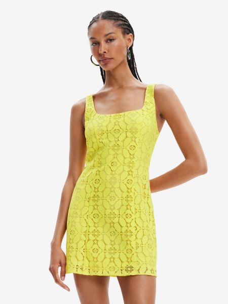 Slim fit priliehavé čipkované šaty Desigual žltá