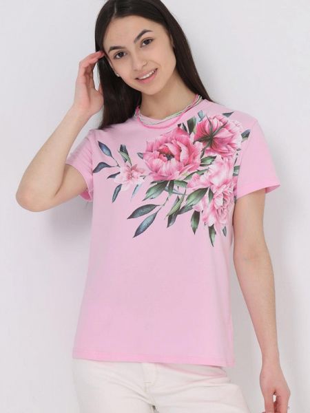 Розовая футболка апрель