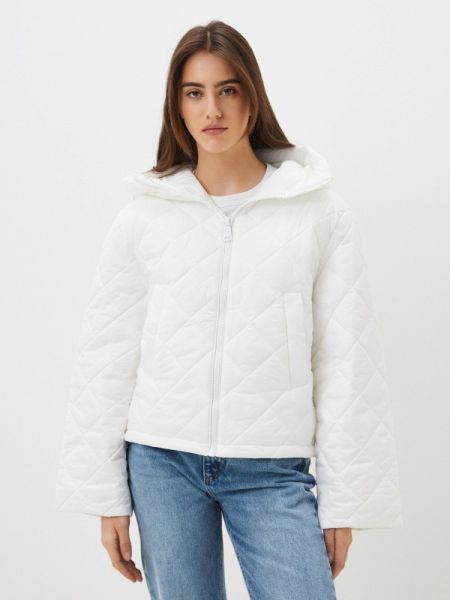 Белая утепленная демисезонная куртка Scanndi