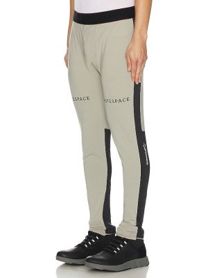 Joggers White:space beige