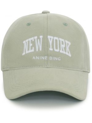 Bombažna kapa s šiltom z vezenjem Anine Bing