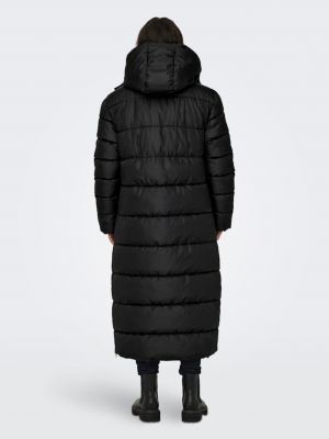 Prošívaný zimní kabát Jdy černý