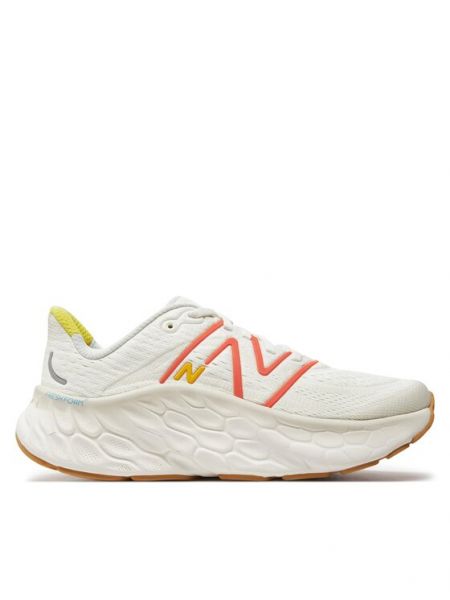 Běžecké boty New Balance Fresh Foam bílé