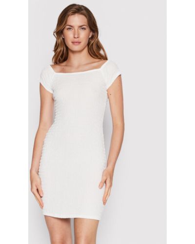 Slim fit ruha Glamorous fehér