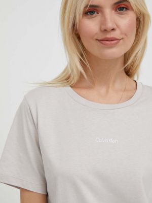 Памучна тениска Calvin Klein сиво