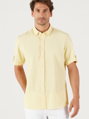 Slim fit košile s knoflíky s krátkými rukávy Ac&co / Altınyıldız Classics žlutá