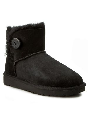 Sniego batai su sagomis su sagomis Ugg juoda