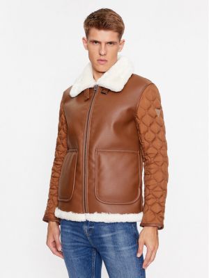 Priliehavá kožená bunda z ekologickej kože Guess hnedá