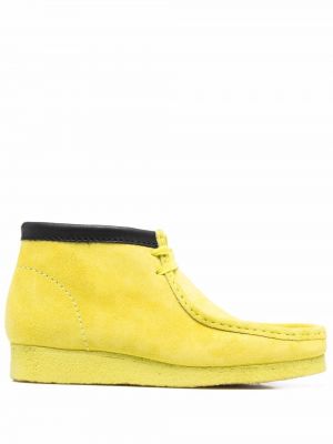 Zapatos derby de ante Clarks amarillo